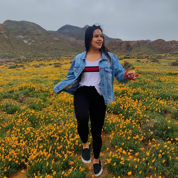 Meet your Posher, Andrea - Picture 1 of 1